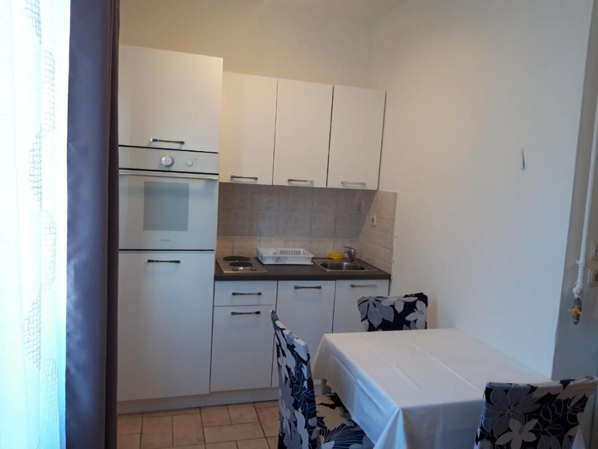 Apartman Zuki Zagabria Esterno foto