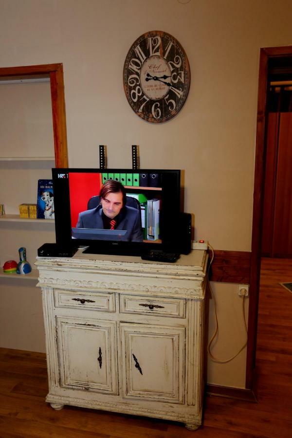 Apartman Zuki Zagabria Esterno foto